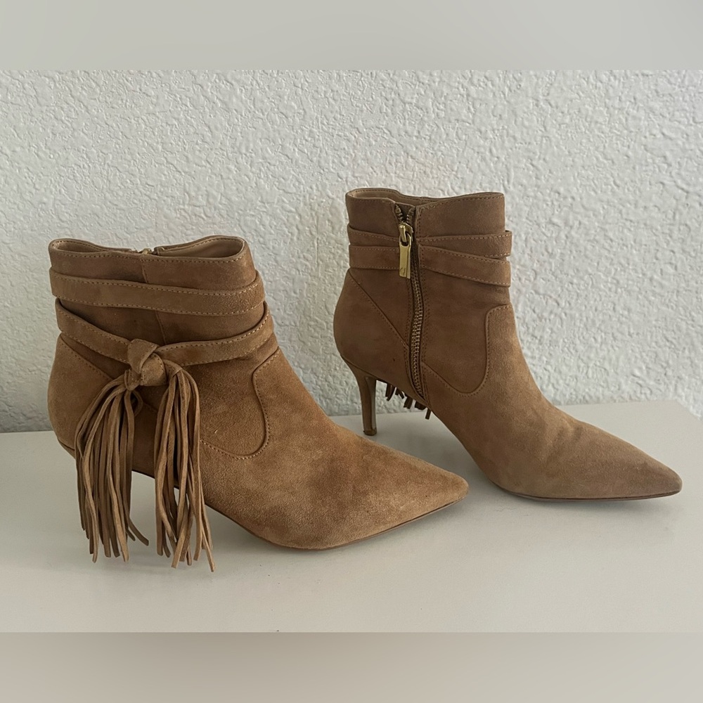 CHARLES JOURDAN Tan Suede Leather Fringe Bootie-6.5